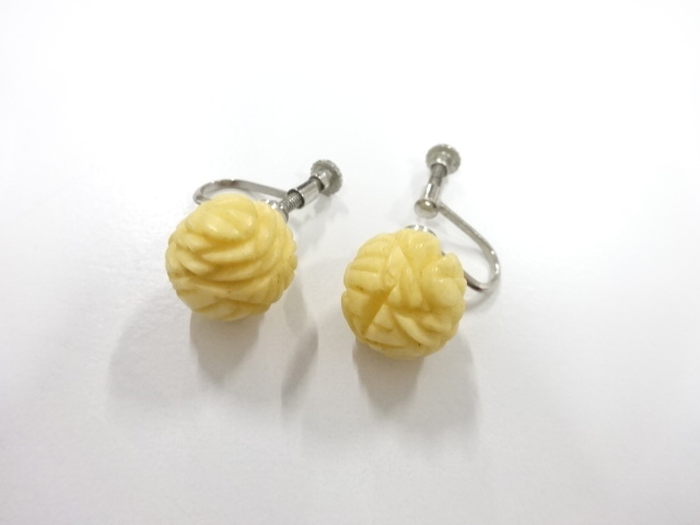 アンティーク　象牙　イヤリング　約4.39g